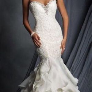 Alfred Angelo Wedding Dress.